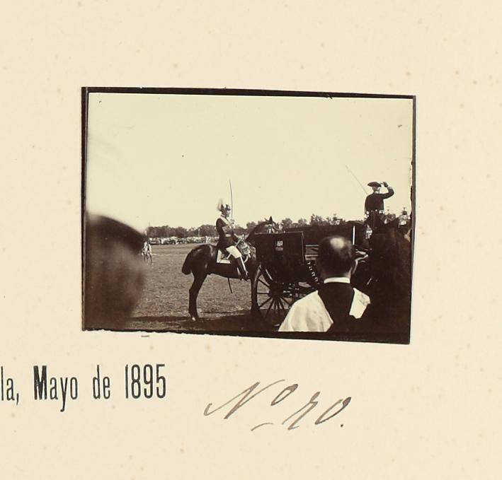 Misa de campaña. Sevilla, mayo de 1895
