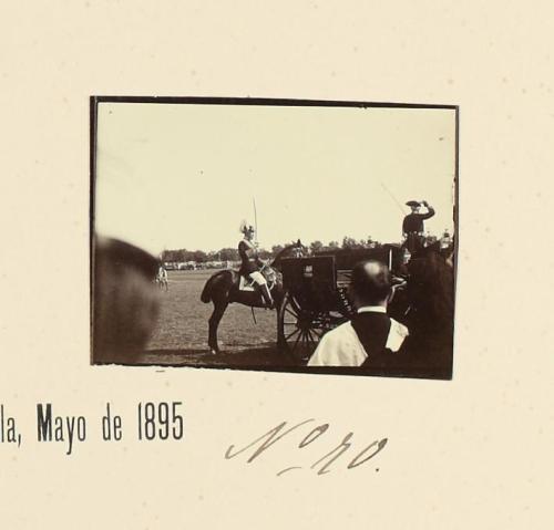 Misa de campaña. Sevilla, mayo de 1895