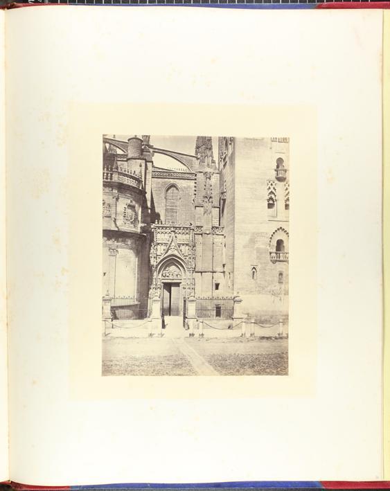 (Puerta de la catedral. Sevilla) (Cathedral door. Seville)