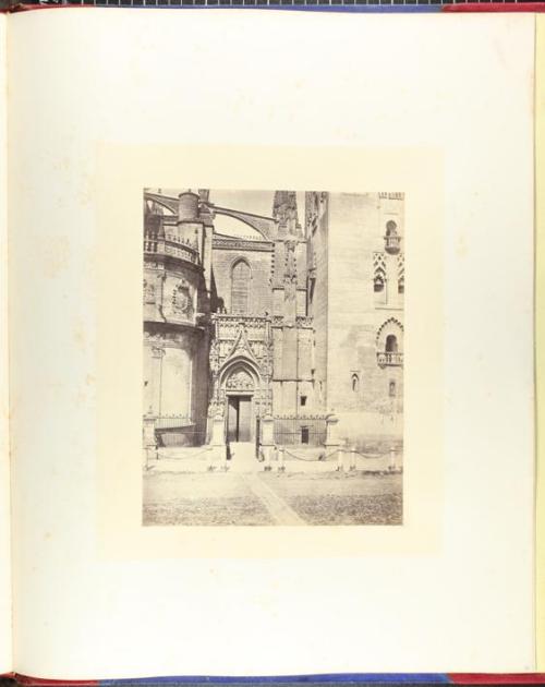 (Puerta de la catedral. Sevilla) (Cathedral door. Seville)