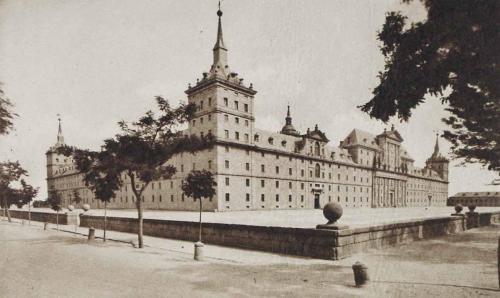 San Lorenzo de El Escorial. Fachada principal del Monasterio