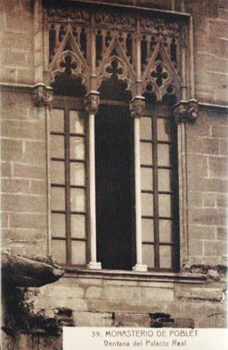 Monasterio de Poblet. Ventana del Palacio Real