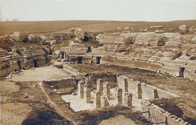 Ruinas de Itálica. Circo Romano. Vista general