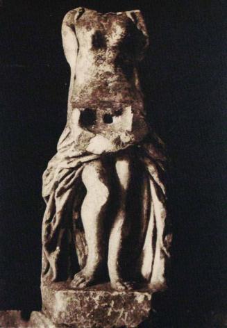 Museo Arqueológico de Tarragona. Estatua de mármol con una fuente