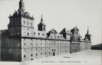 El Escorial. Fachada y entrada principal