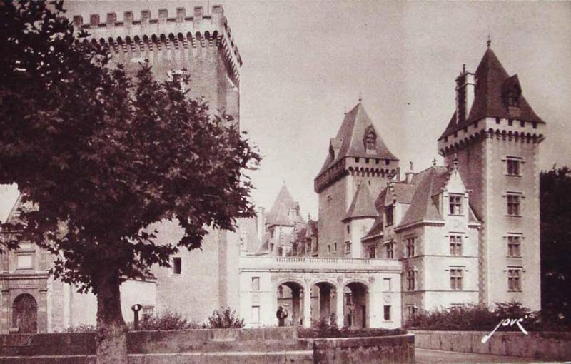 Le Béarn. Pau (B.-P.). Le Château Henri IV