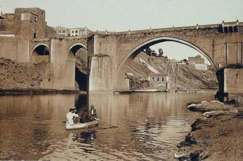 Toledo. Puente de San Martín