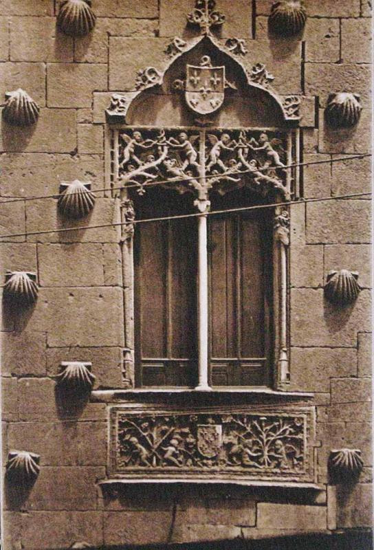 Salamanca. Ventana de la Casa de las Conchas (Siglo XVI)