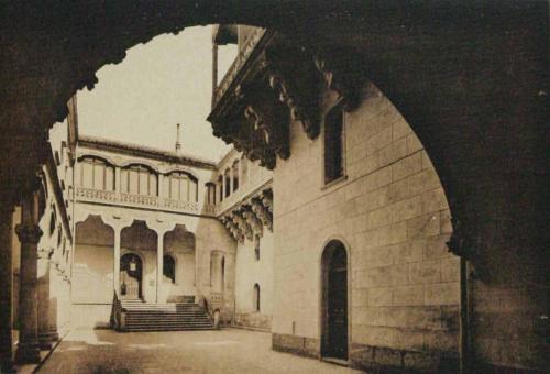 Salamanca. Palacio de la Diputación Provincial (Antigua Casa de la Salina. Siglo XVI)