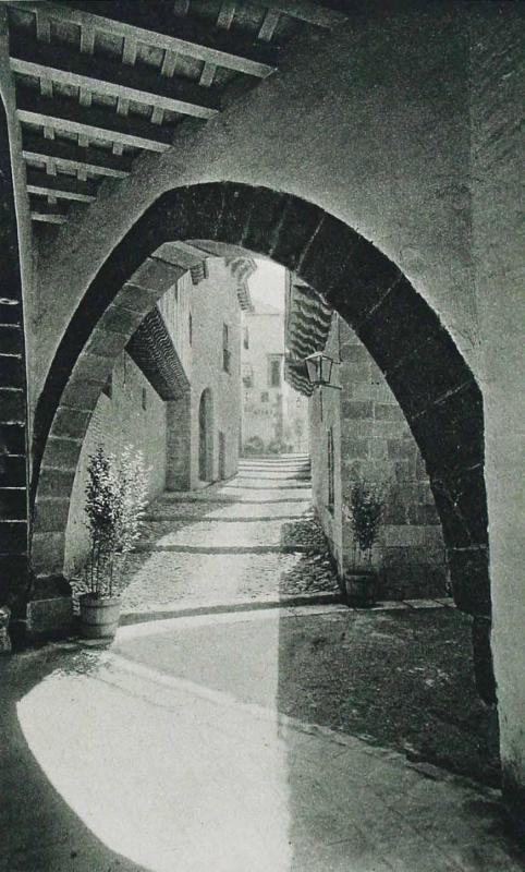 Calle de Cervantes (Pueblo Español. Exposición Internacional de Barcelona)