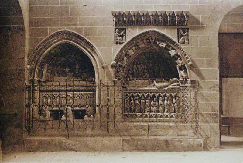 Salamanca. Catedral Vieja. Sepulcro de Don Alonso Villoria y Adrián Guillén (Siglo XIV)