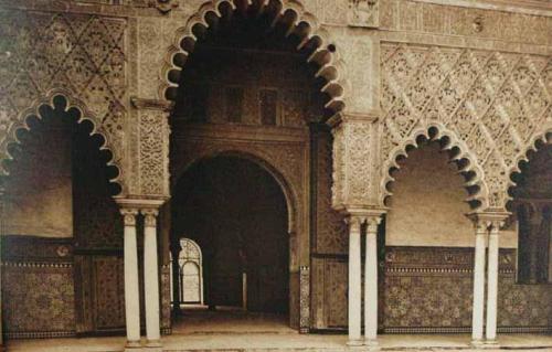 Sevilla. Alcázar. Patio de las Doncellas