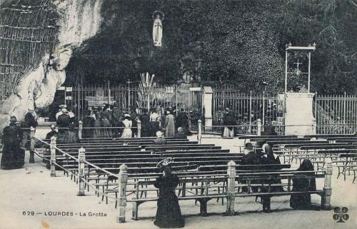 Lourdes. La Grotte