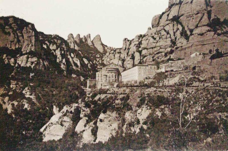 Monasterior de Montserrat. Vista general desde el Camino de la Santa Cueva