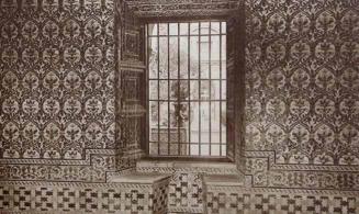 Sevilla. Jardines del Alcázar. Una ventana del pabellón de Carlos V. Detalle