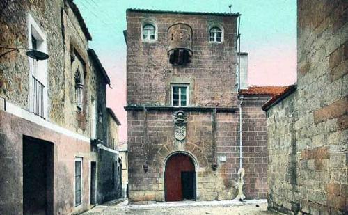 Cáceres. Antigua Casa del Padre Bufalo (perteneció a los Montezuma descendientes del último soberano del antiguo imperio mejicano)