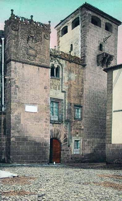 Cáceres. Palacio de los Golfines