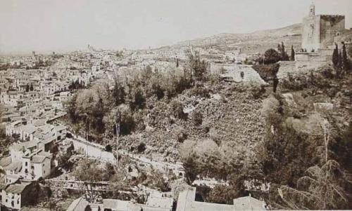 Granada. Vista parcial y torre de la Vela