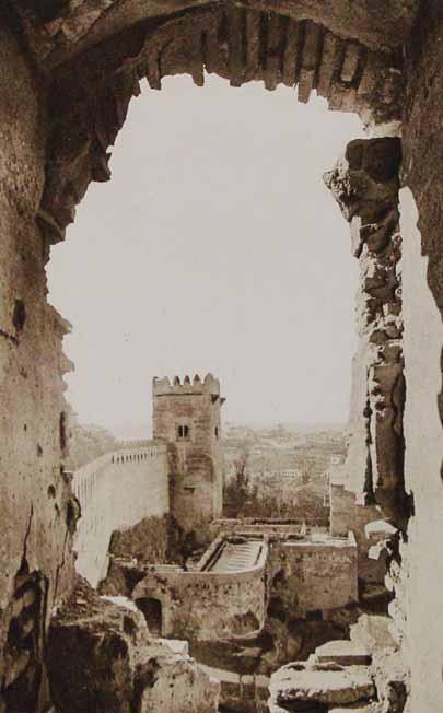 Granada. Alhambra. Torre de los Picos desde la Torre del Candil