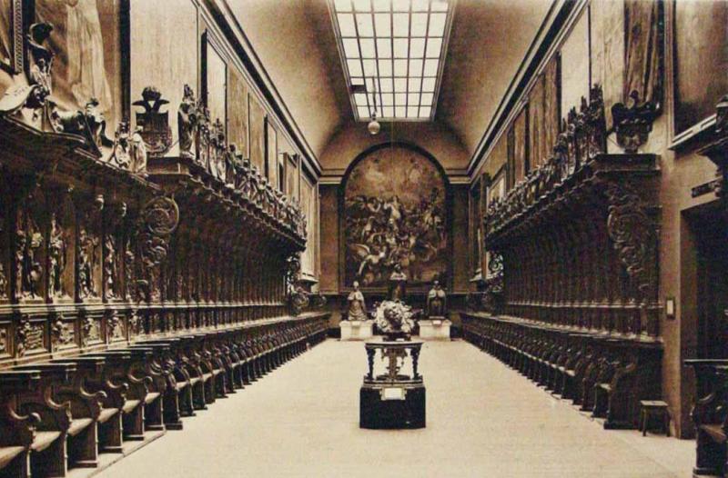 Valladolid. Antiguo Colegio de Santa Cruz. Museo. Salón de Sillería