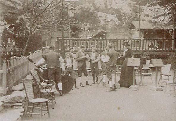 (Grupo musical en un pueblo de Suiza)