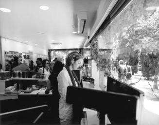 Sandra Baena, tienda librería