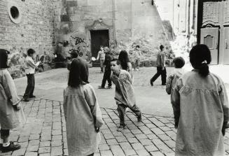 Niños jugando en el recreo