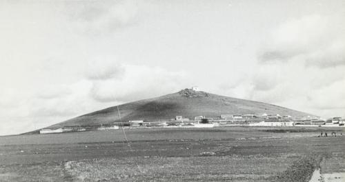 Pequeña colina en una llanura