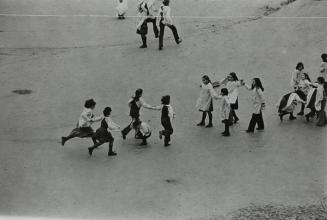 Niños jugando. UVA Fuencarral