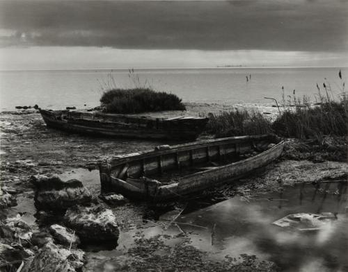 Paisaje de mar con barcas