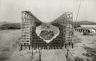 Construcción del Mirotres, primer barco de cemento armado fabricado en España. Astilleros de Malgrat del Mar