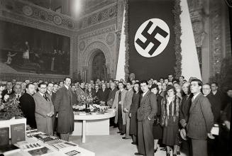 Acto de inauguración de la Exposición del Libro Alemán en el paraninfo de la Universidad de Barcelona