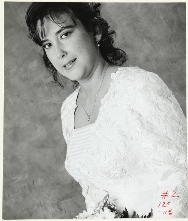 Retrato de mujer vestida de novia