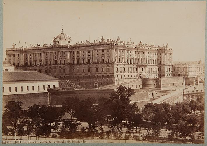 Madrid. El Palacio Real desde la montaña del príncipe Pío