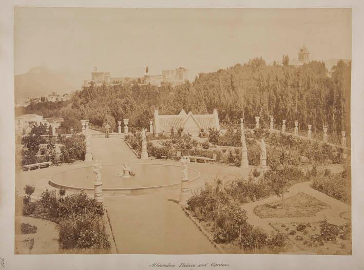 Alhambre. Palace and gardens