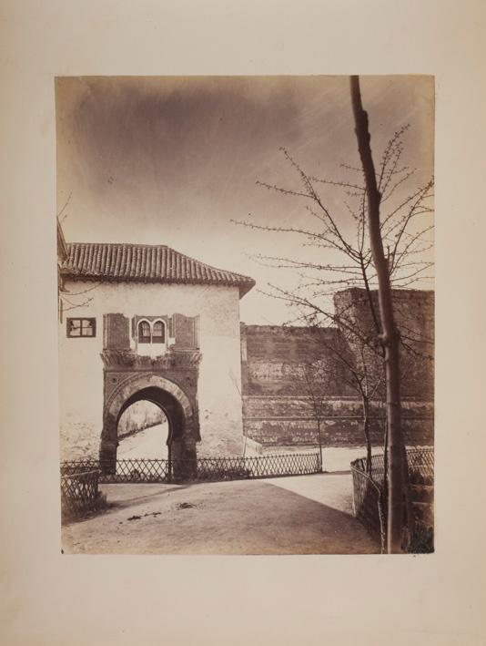 Alhambra. Puerta del vino