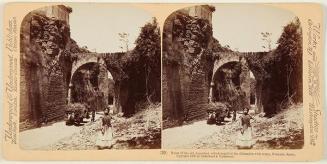 Ruinas del antiguo Acueducto que suministra el agua a la Alhambra