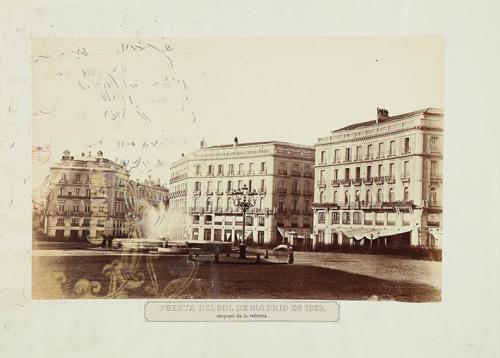 Puerta del Sol de Madrid en 1862, después de la reforma