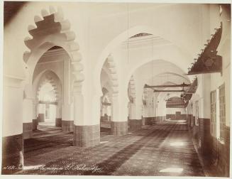 Intérieur de la mosquée El Kebir (Alger)