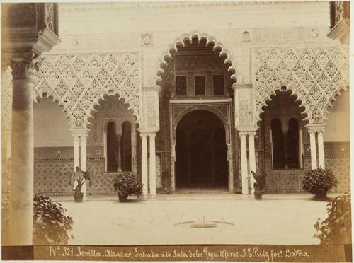 Sevilla. Alcázar. Entrada a la Sala de los Reyes Moros