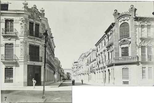 Albacete. Calle de Tesifonte Gallego