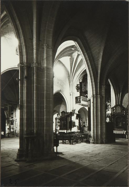 Alcaraz. Interior. Iglesia de Santiago