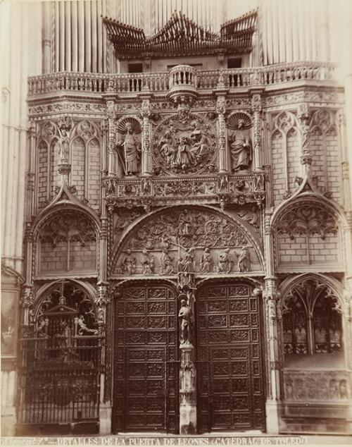 Detalles de la Puerta de los Leones. Catedral de Toledo