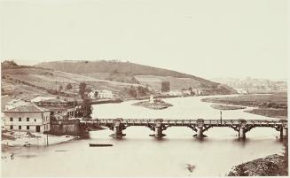 Le Pont de Bêobi. Stations d´Irun et d´Hendaye