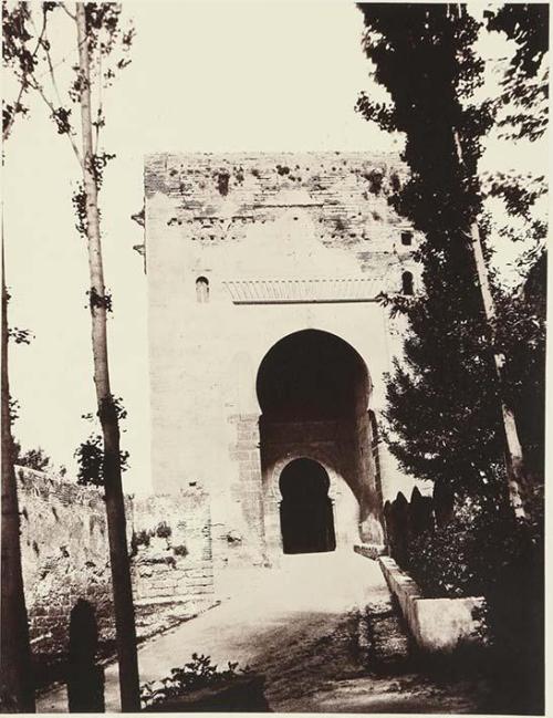 Grenade. Alhambra. Porte d´entrée (Puerta de la Justicia)