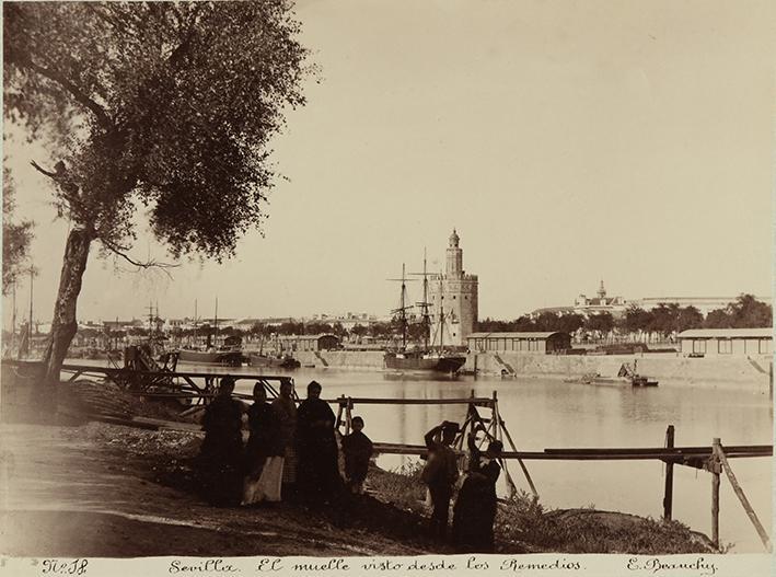 Sevilla. El muelle visto desde los Remedios