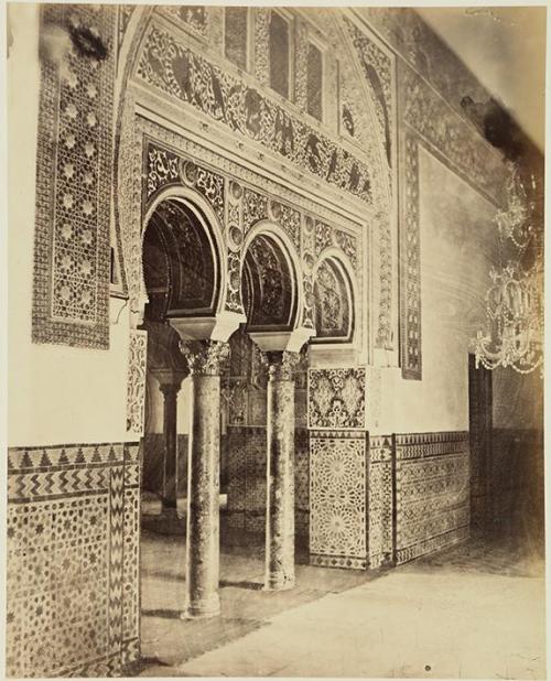 L’Alcazar à Seville. Interieur de la Salle des Ambassadeurs. 