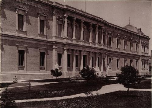 Madrid. Biblioteca y Museos Nacionales, fachada oriental