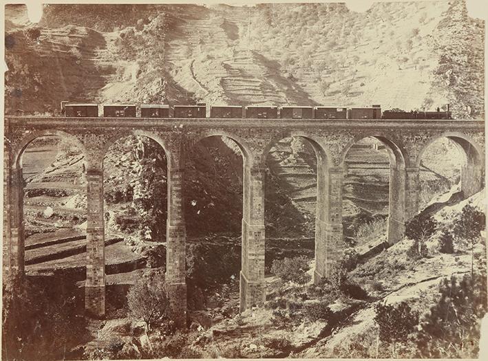 (Viaducto de Buixadell, ferrocarril de Zaragoza a Barcelona, provincia de Barcelona)