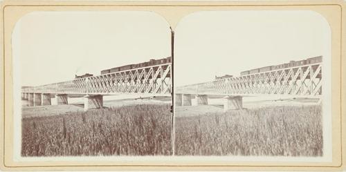 (Mérida. Puente de la línea de Sevilla)